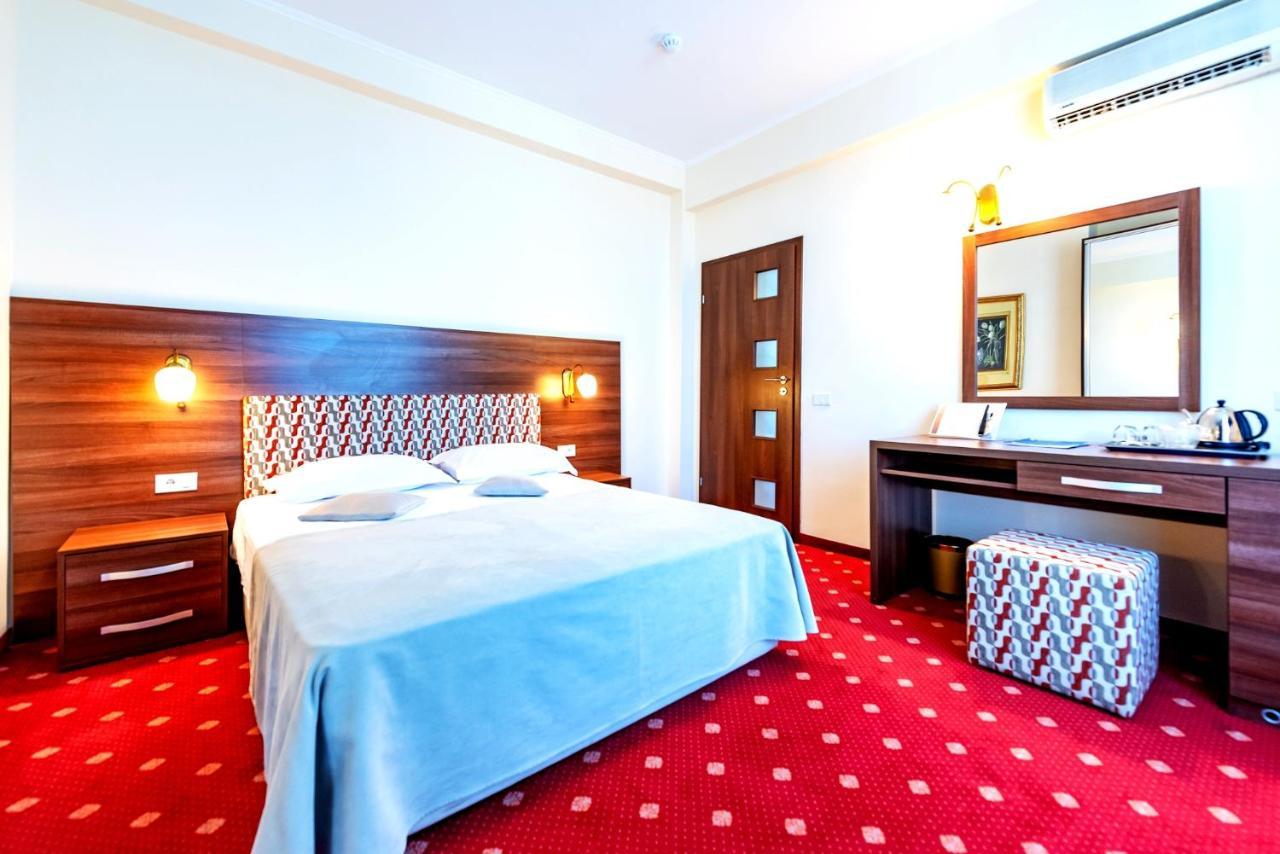 Hotel Minerva Bukarest Eksteriør billede