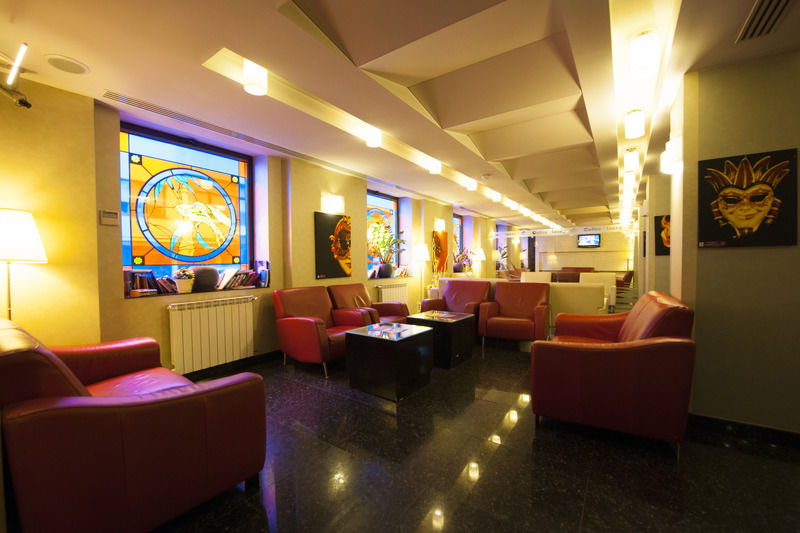 Hotel Minerva Bukarest Eksteriør billede